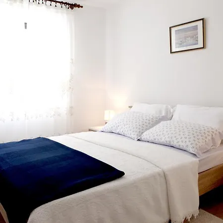 Apartment Marina-mare *